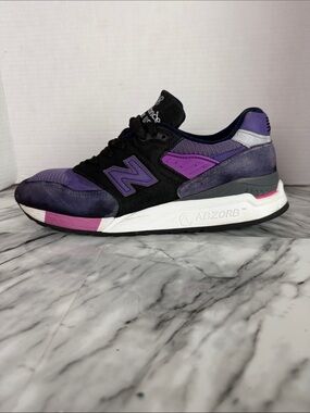 New Balance men’s 998 retro sneaker running shoe.